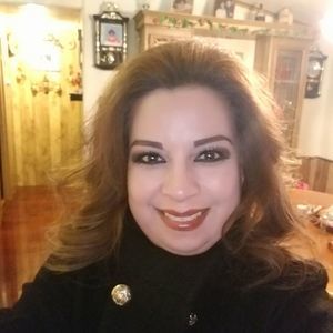 Meet your Posher, Isela